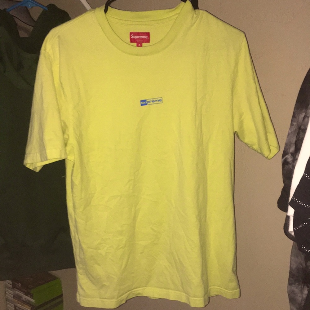 SUPREME T SHIRT